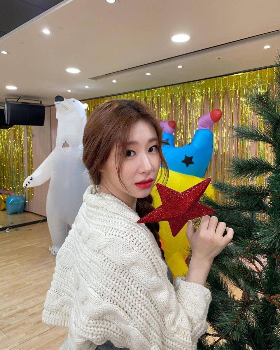 Instagram.com/itzy.aal.on.us/
