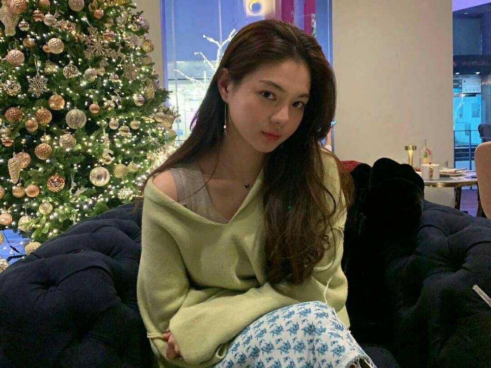 instagram.com/ myongd97