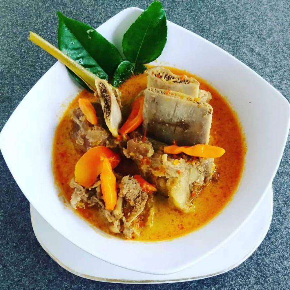 instagram.com/dyahwidhiastuti