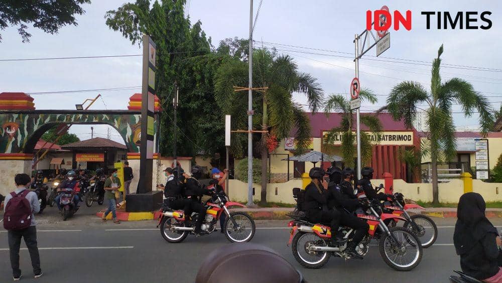 Personel Brimob Polda Sulsel. IDN Times/Sahrul Ramadan