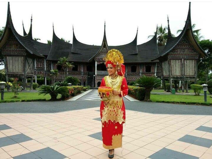 5 Istilah Unik Tipe Perempuan di Adat Minangkabau