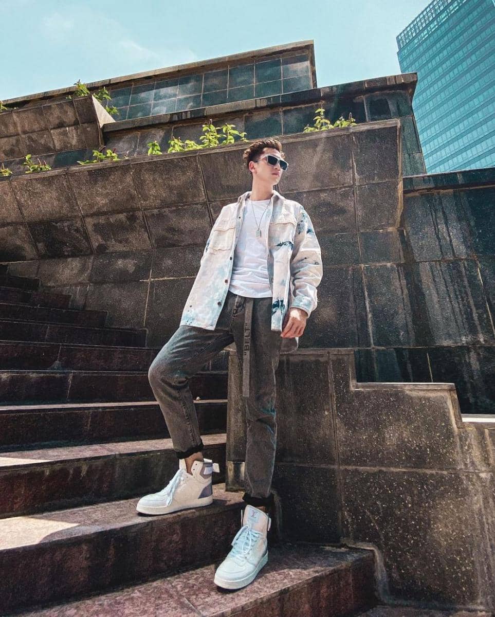 instagram.com/bramastavrl