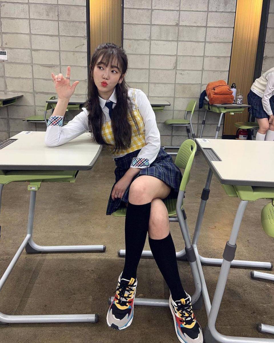 instagram.com/hyeweon_