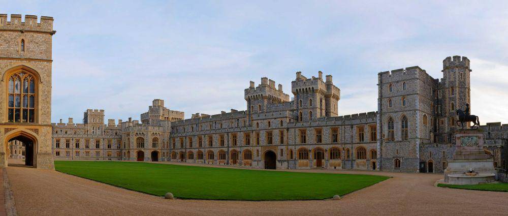 Kastil Windsor, tempat Ratu Elizabeth merayakan natalnya tahun ini. (Wikimedia.org/Diliff)