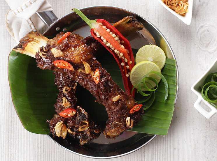 Resep Iga Bumbu Ungkep untuk Makan Bersama Keluarga, Bikin Nagih!