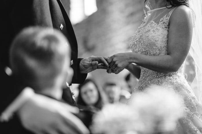 unsplash.com/Wedding Photography
