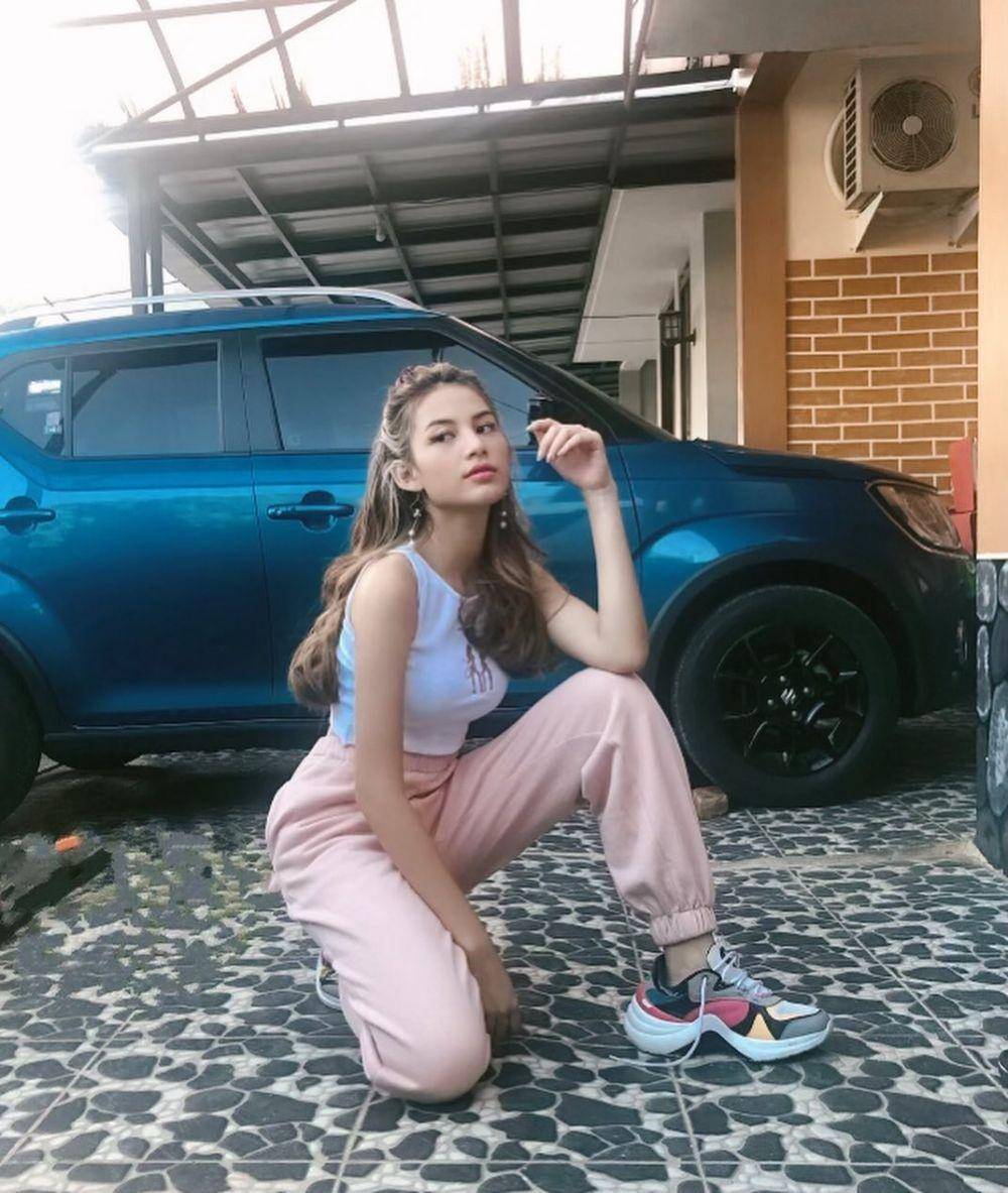 instagram/laniafira