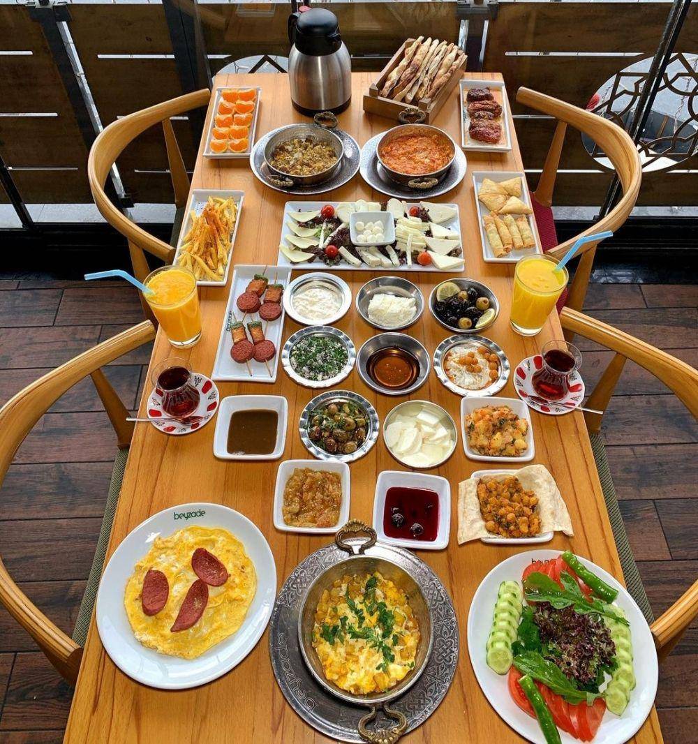 Instagram.com/beyzadekunefe