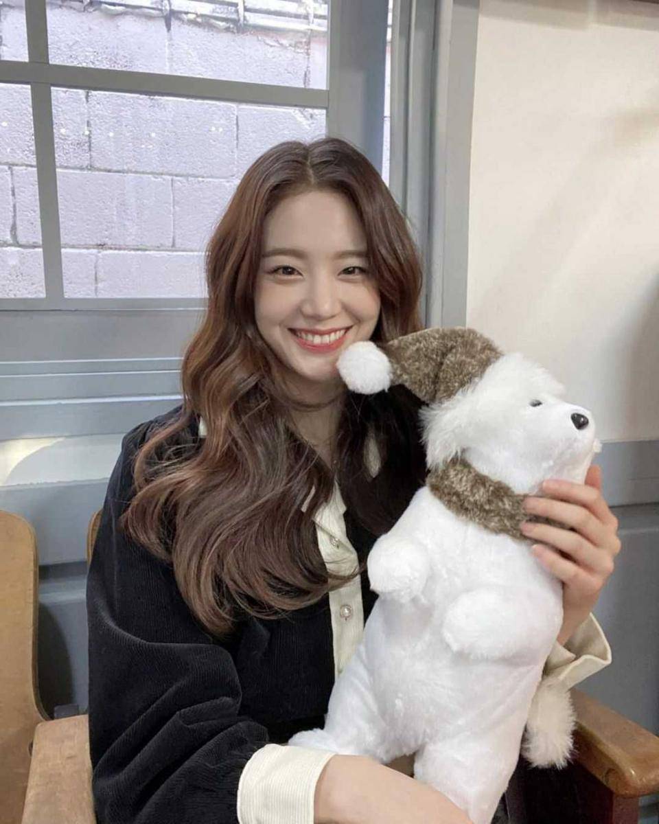 instagram.com/jang._.gyurious