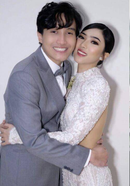 Instagram.com/isyanasarasvati/