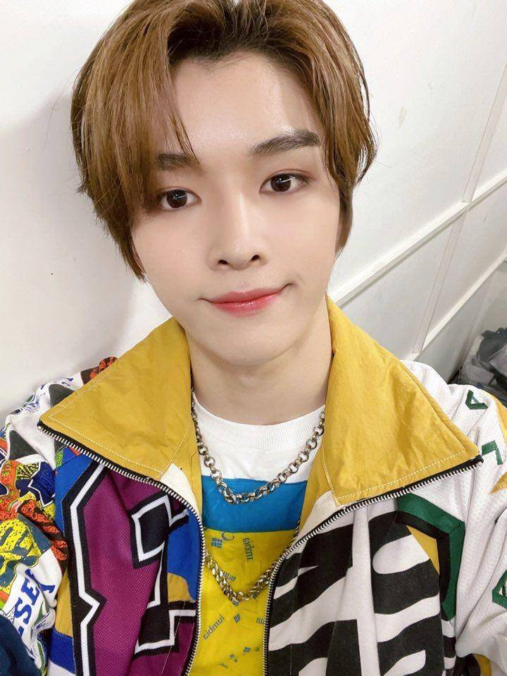 twitter.com/NCTsmtown