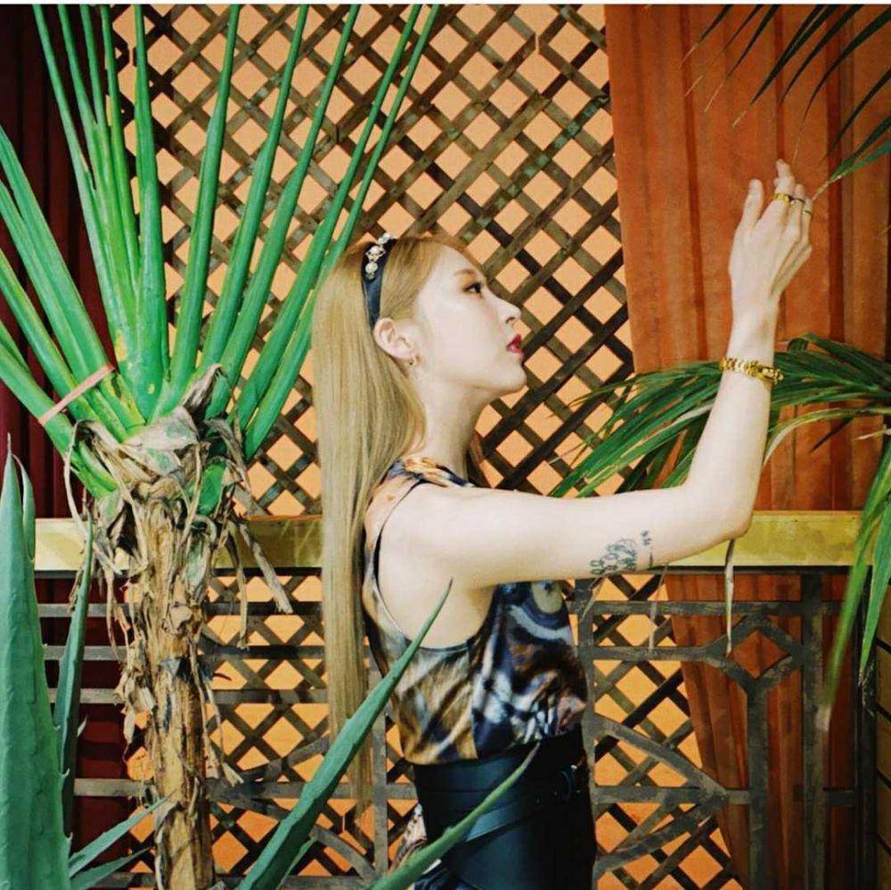 instagram.com/mo_onbyul