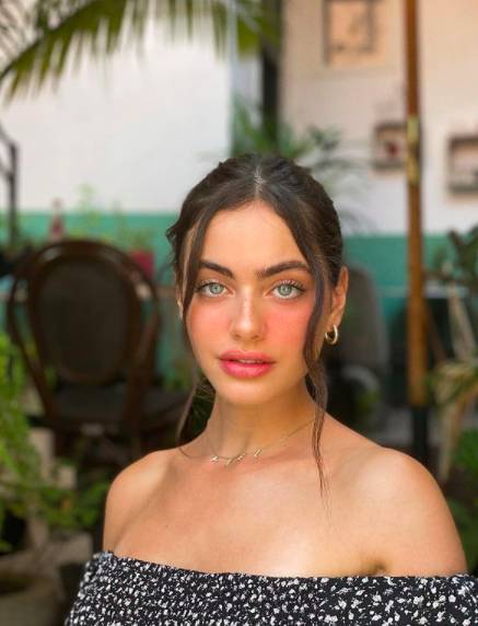 instagram.com/yaelshelbia