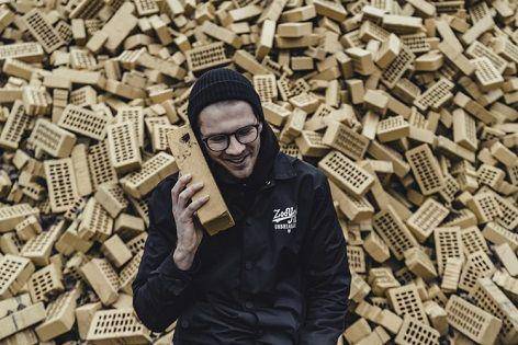 Unsplash.com/marcisberzinsx