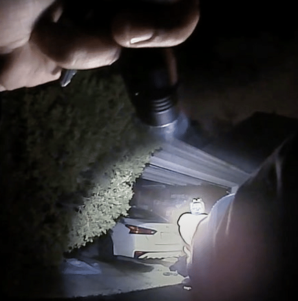 Sebuah potongan video yang menunjukkan penembakkan terhadap Andre Hill. (Twitter.com/shongables)