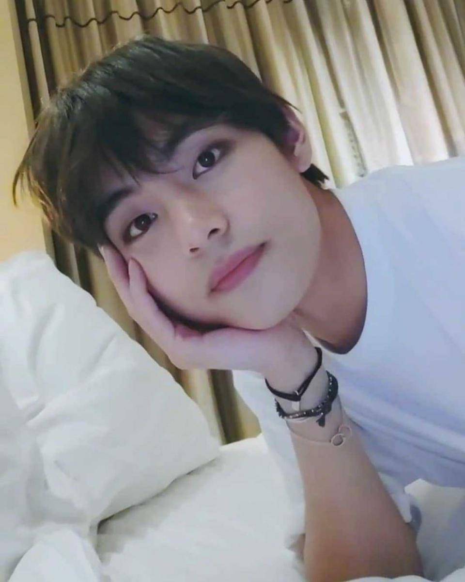 instagram.com/taehyung.bighitentertainment