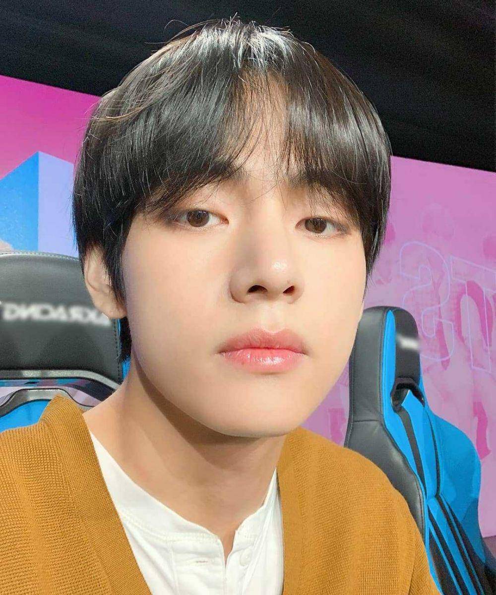 instagram.com/taehyung.bighitentertainment