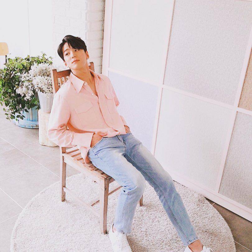instagram.com/mingue.k