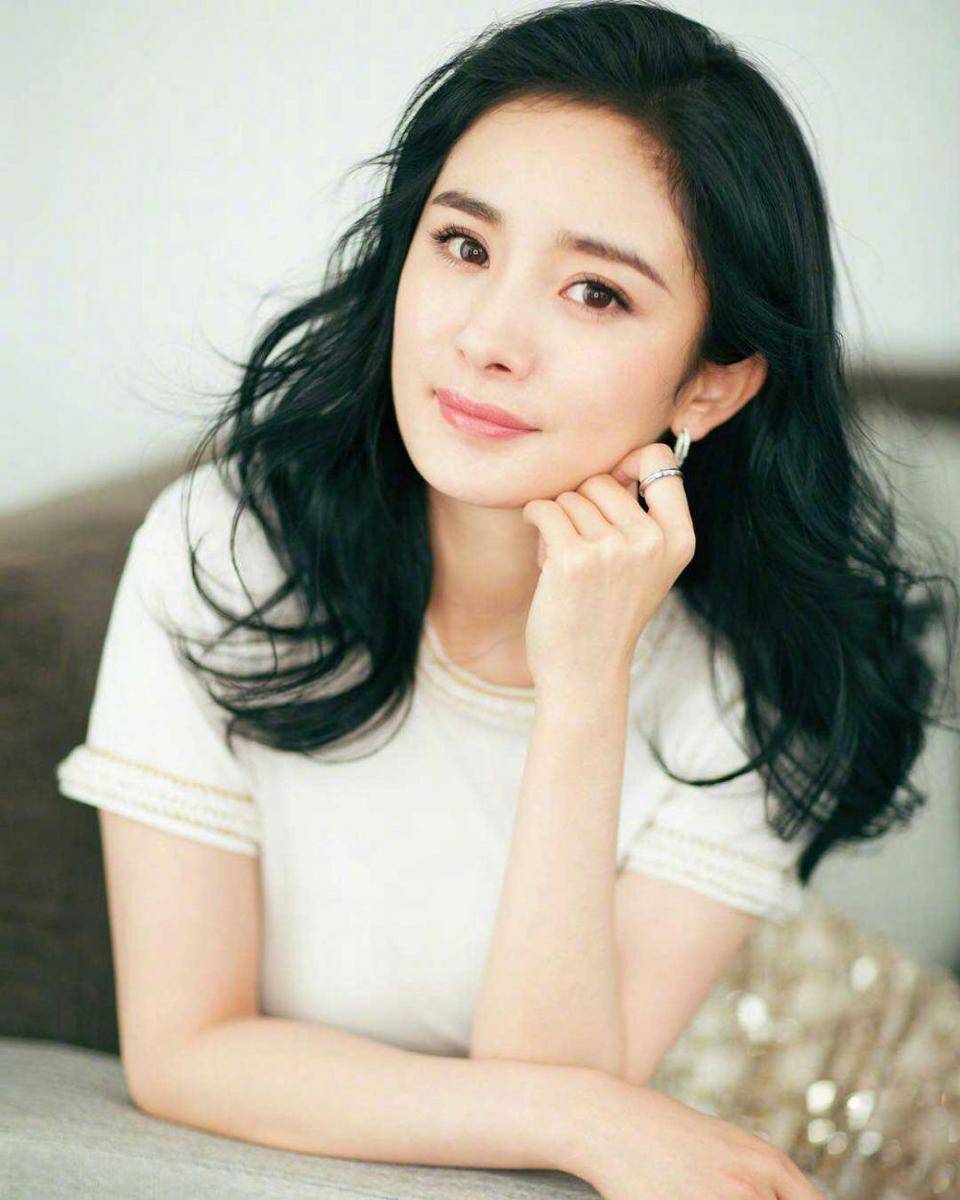 instagram.com/yangmi_