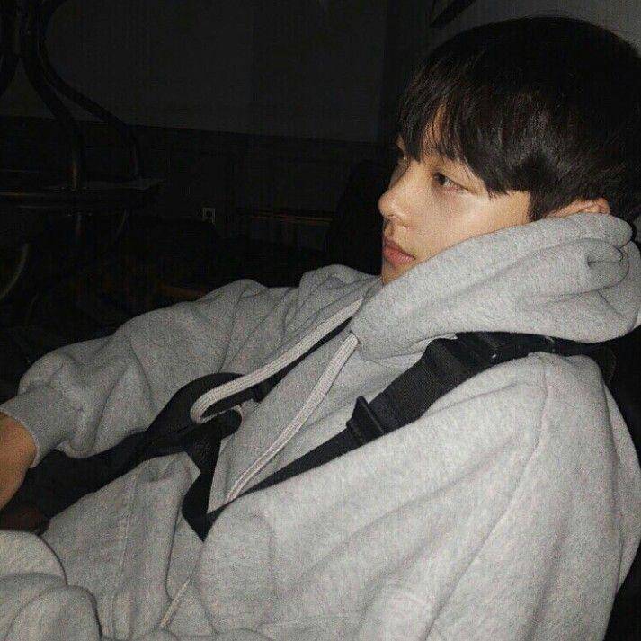 instagram.com/mingi_1122