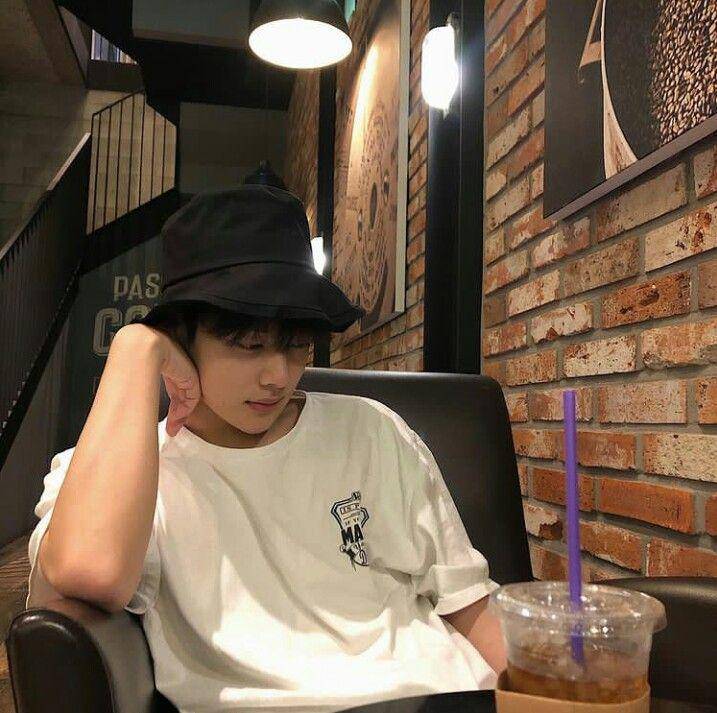 instagram.com/mingi_1122