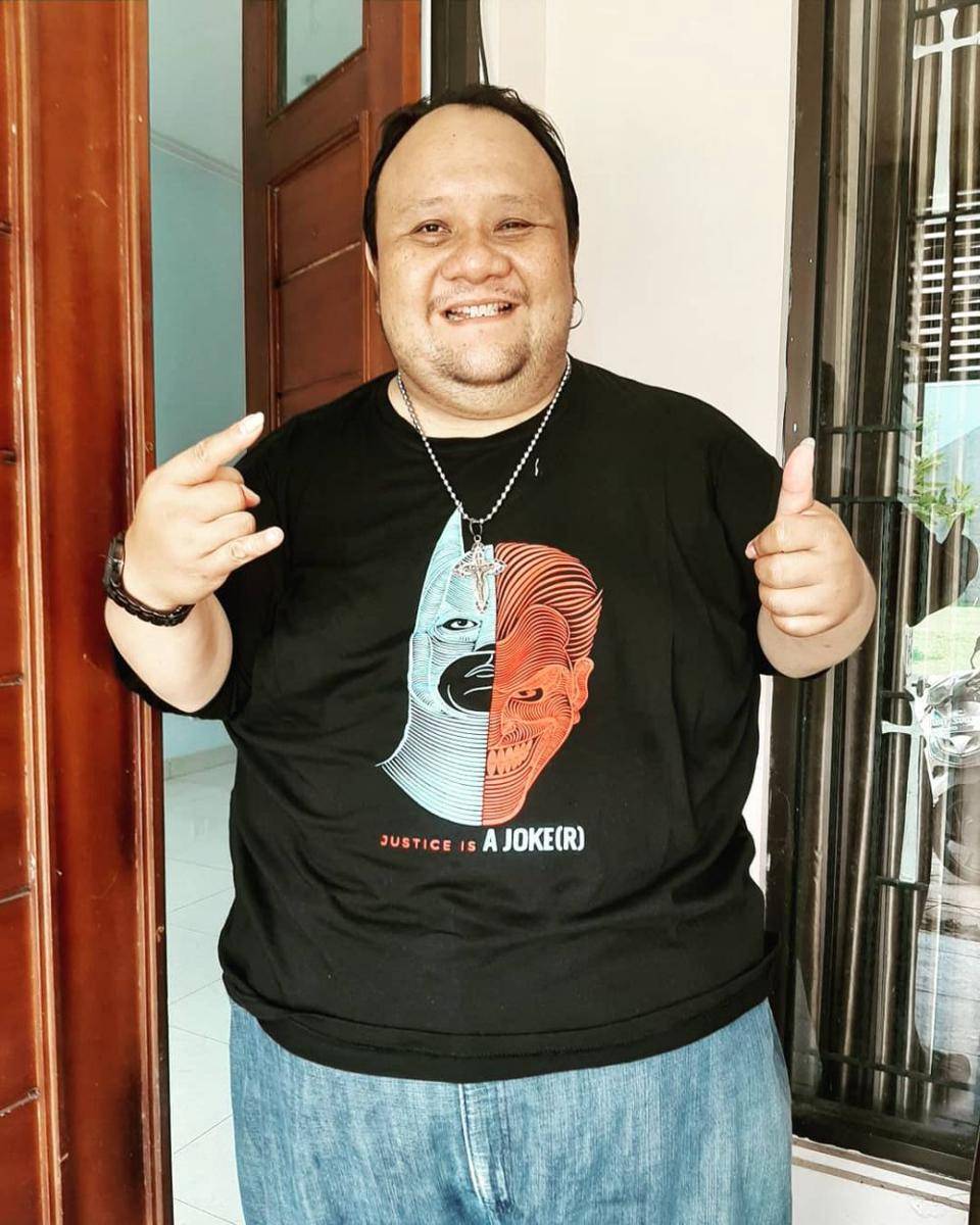 Rony Dozer (instagram.com/dozersmile75)
