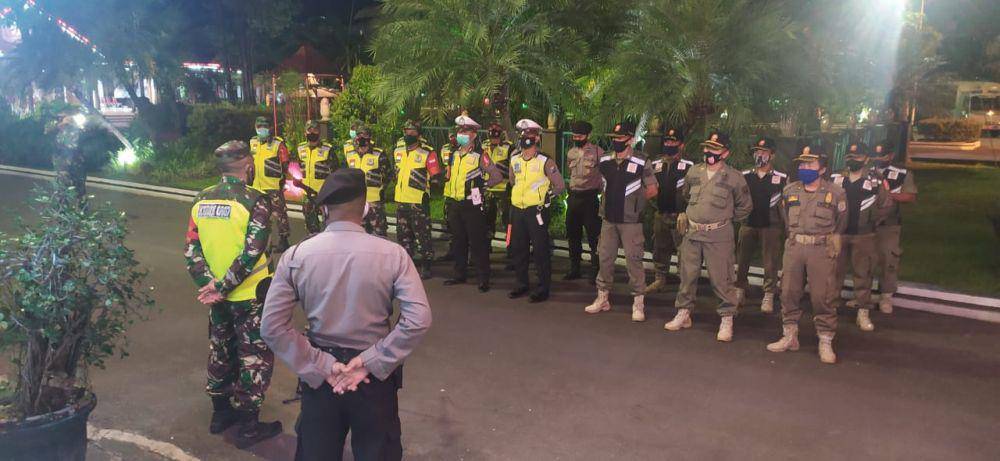 Tim Satgas COVID-19 Tulungagung lakukan sosialisasi pemberlakuan jam malam, IDN Times/ istimewa