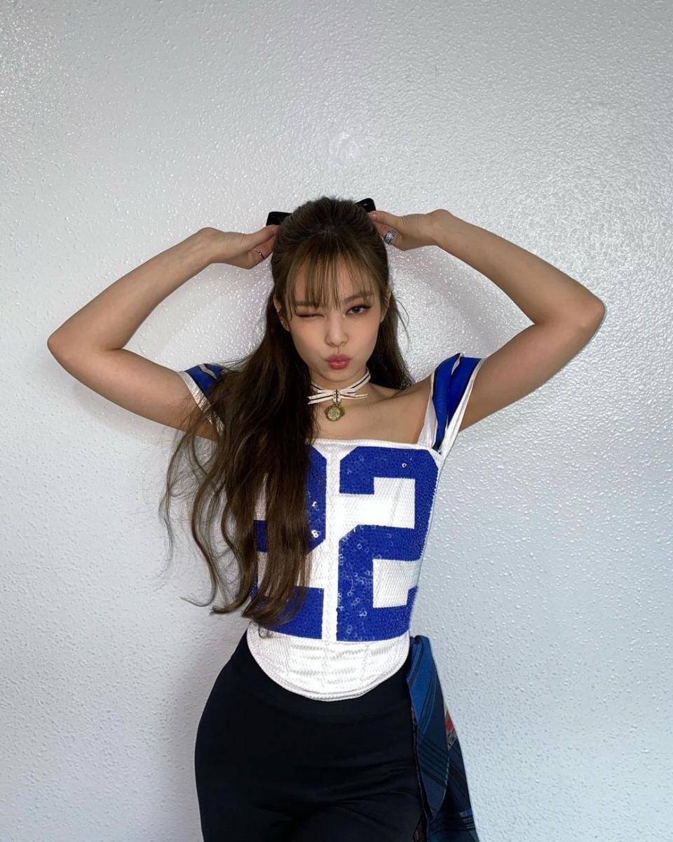 Instagram.com/jennierubyjane