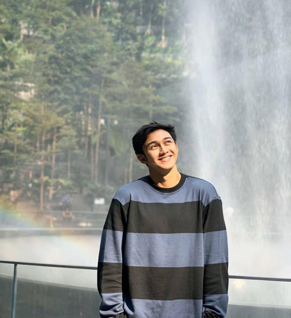 instagram.com/hitocaesar