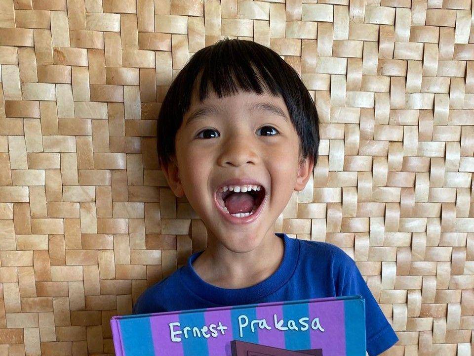 instagram.com/ernestprakasa