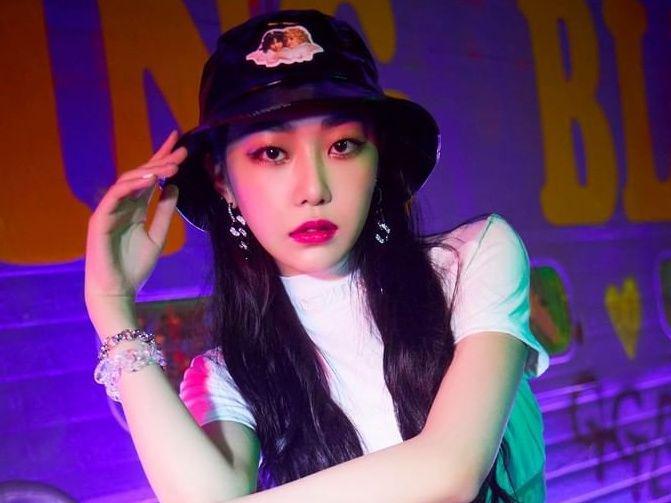 10 Fakta Marin Bling Bling, Idol KPop Asal Jepang Penggemar BLACKPINK