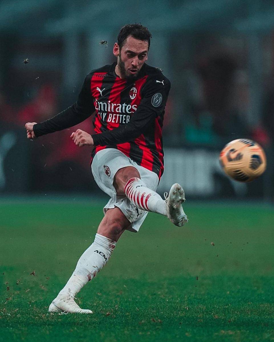 instagram.com/hakancalhanoglu