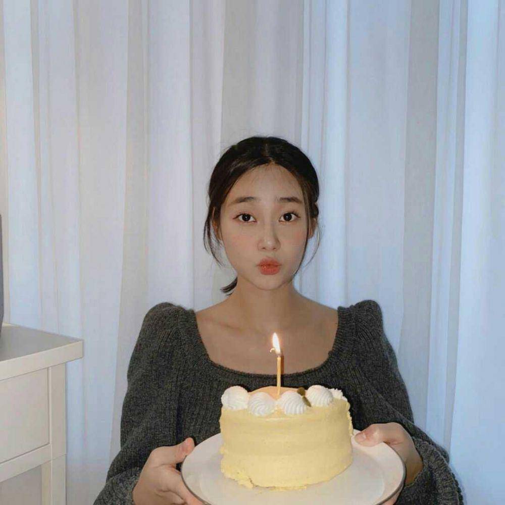 instagram.com/ yn_s_1230