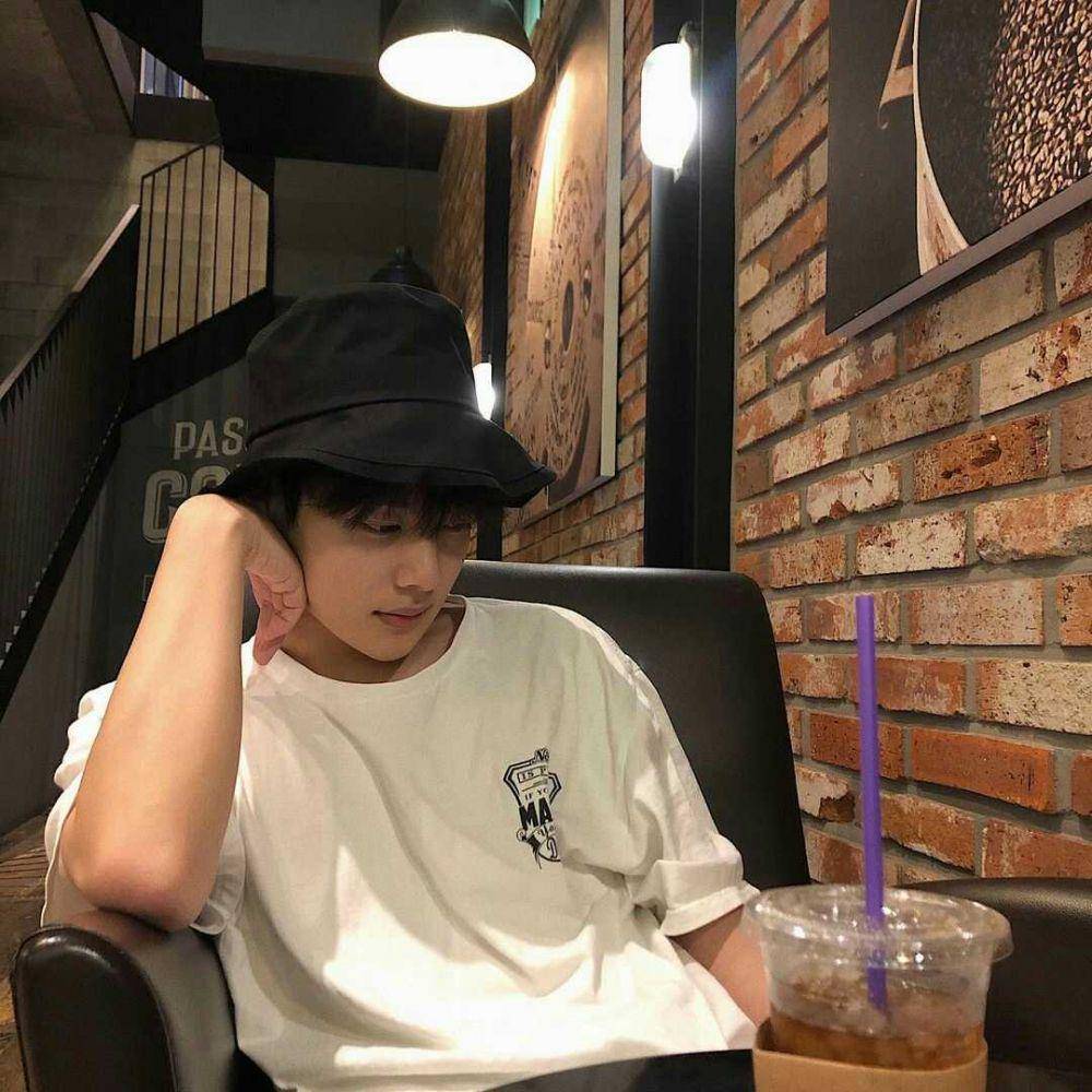 instagram.com/mingi_1122