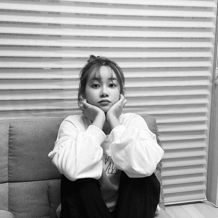 instagram.com/ yn_s_1230