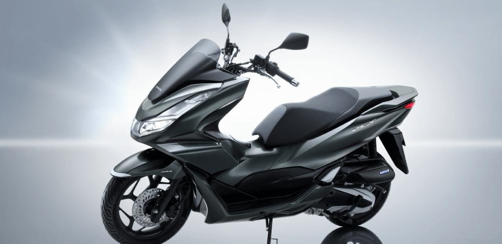 Pesona Honda PCX 150 Hybrid Belum Pudar, Ini Deretan Keunggulannya