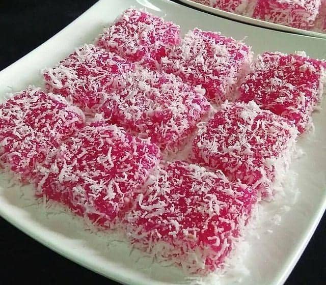 instagram.com/bermacamresepkue