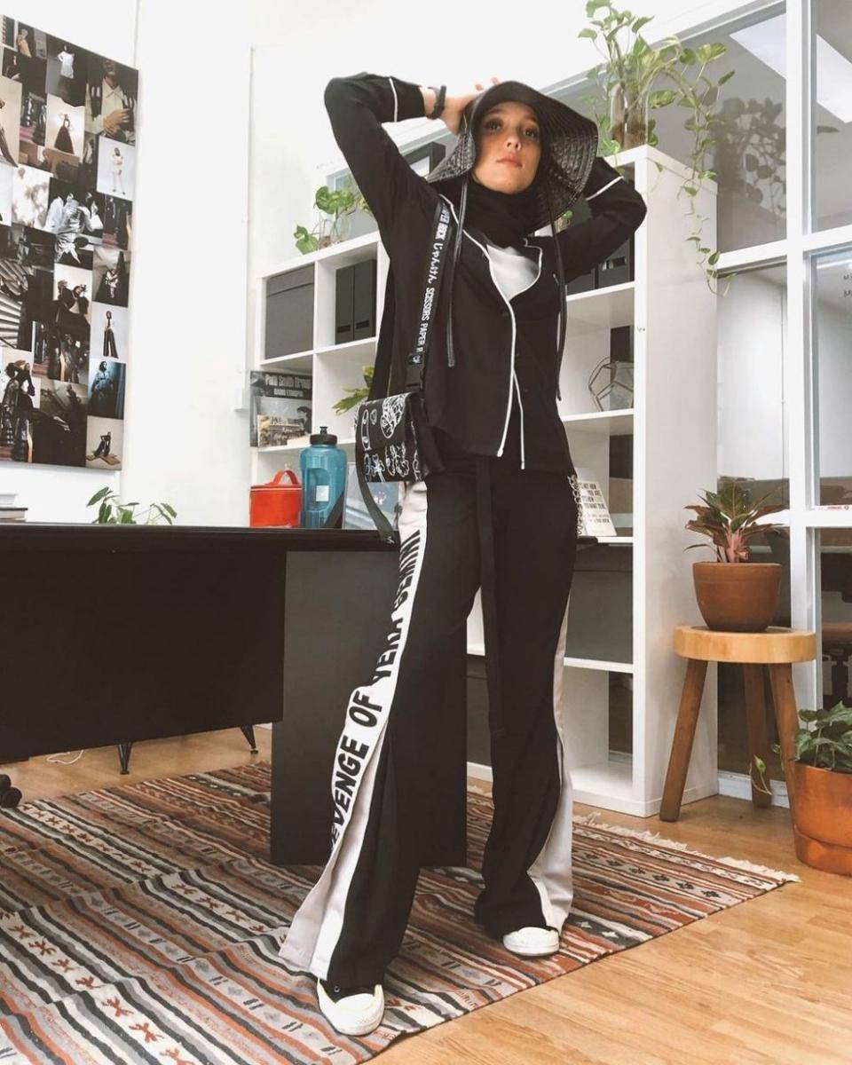 instagram.com/jenaharanasution