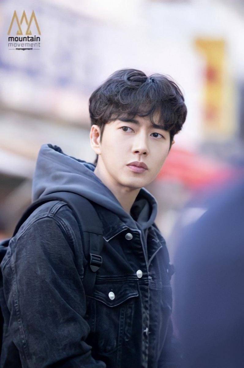 instagram.com/parkhaejin_official