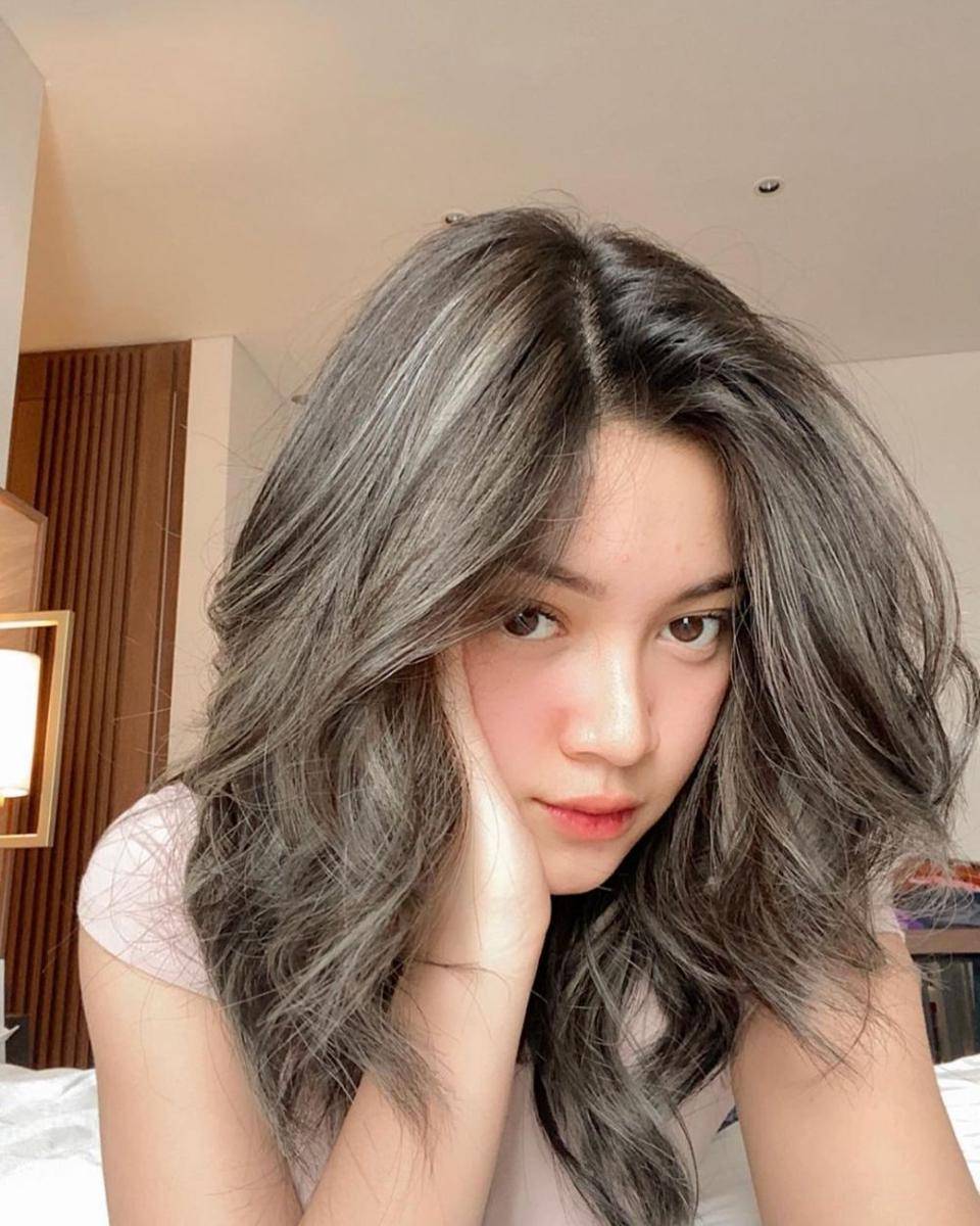 https://www.instagram.com/yorikooangln_/