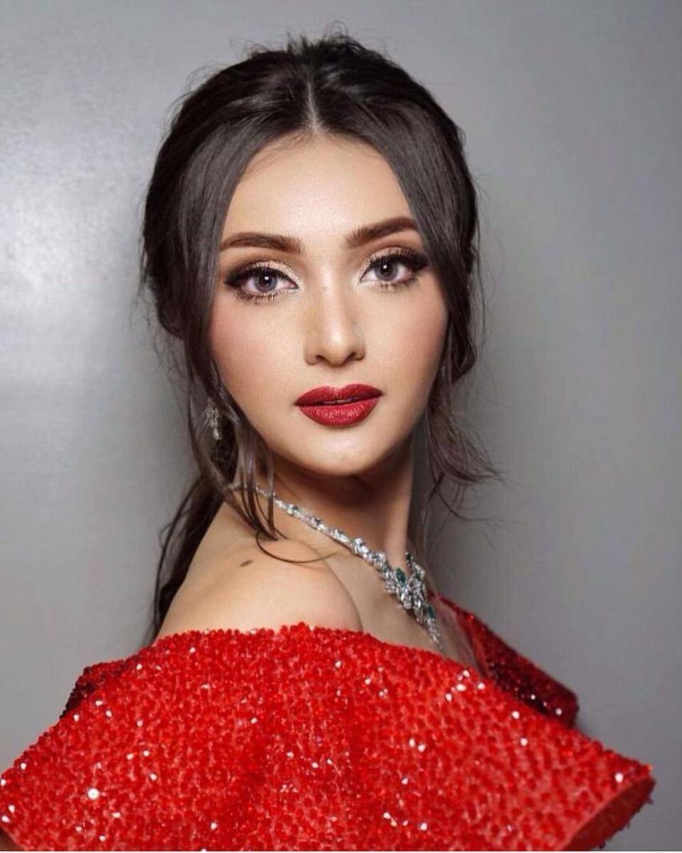 instagram.com/ahtisa
