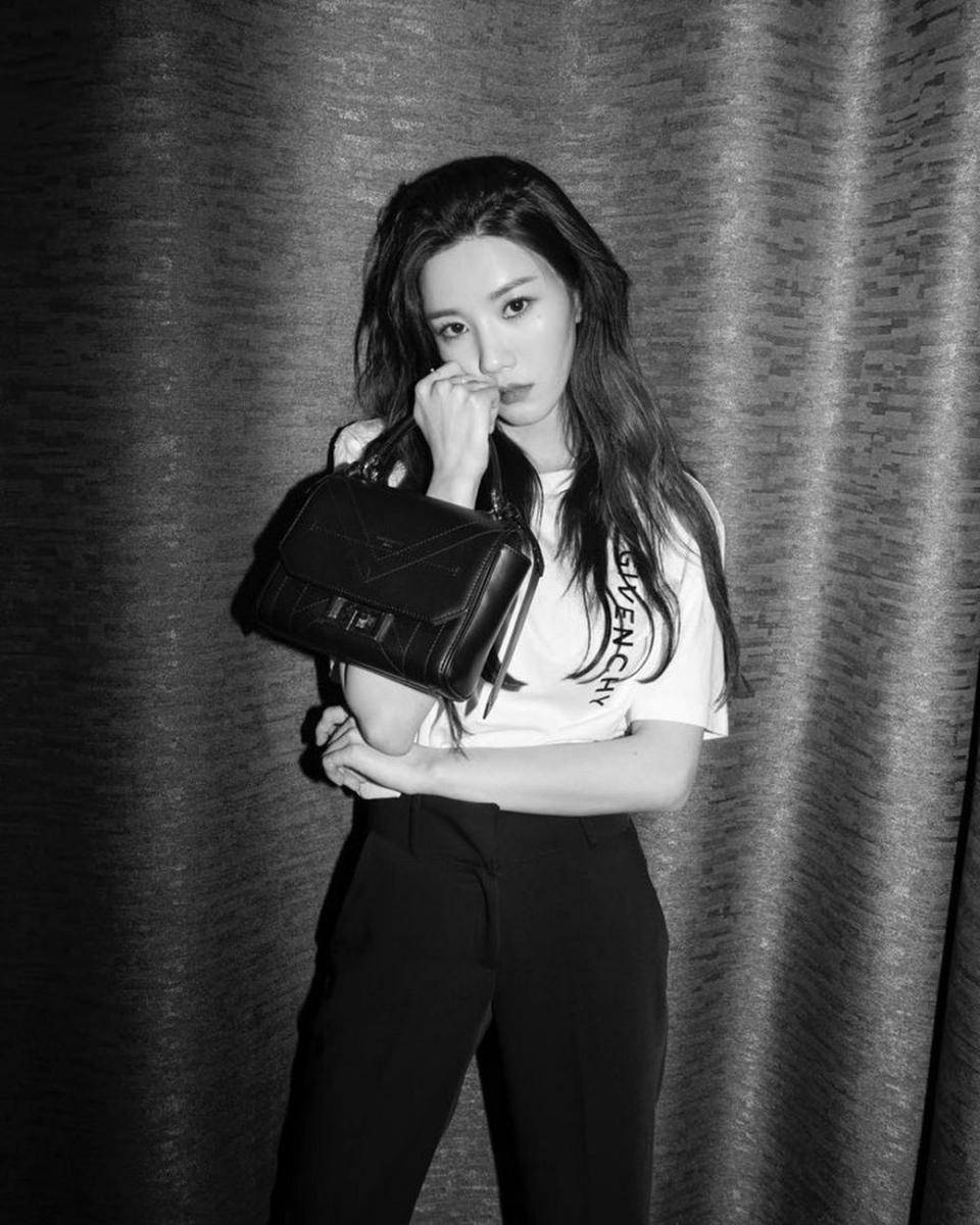 instagram/official_izone