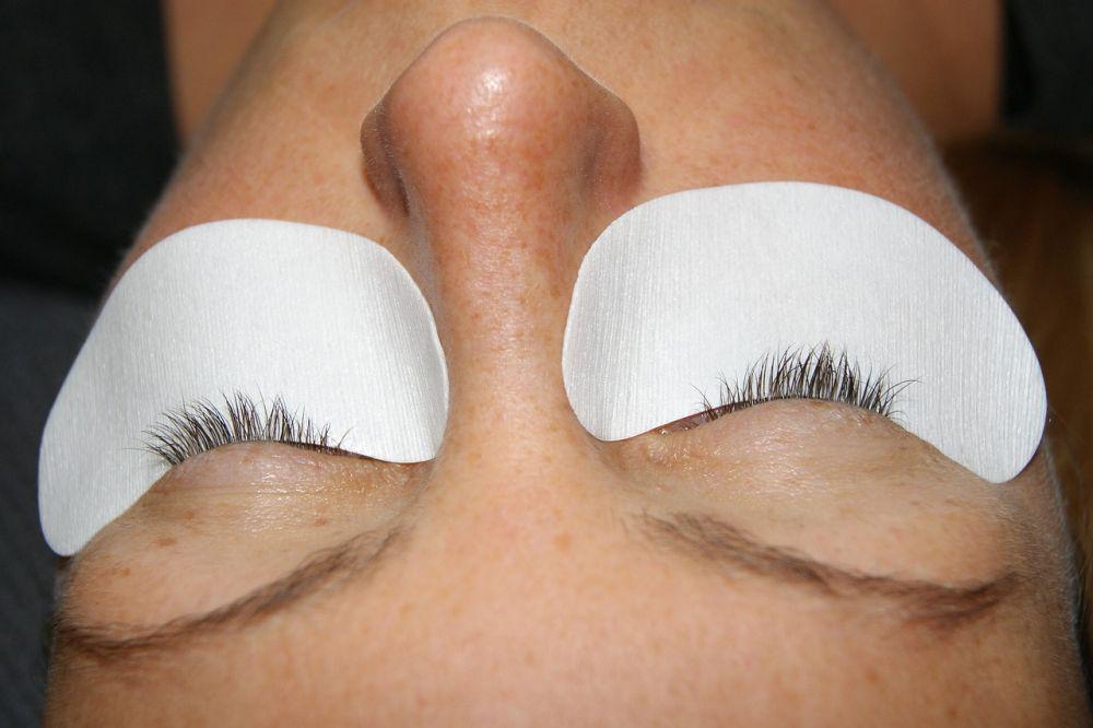 5 Cara Agar Eyelash Extension Tahan Lama