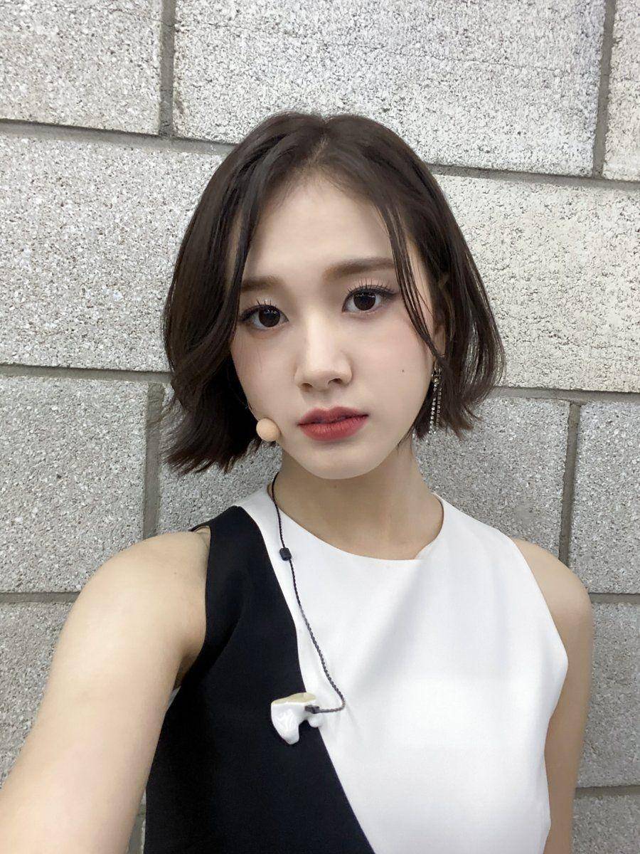 twitter.com/STAYC_official