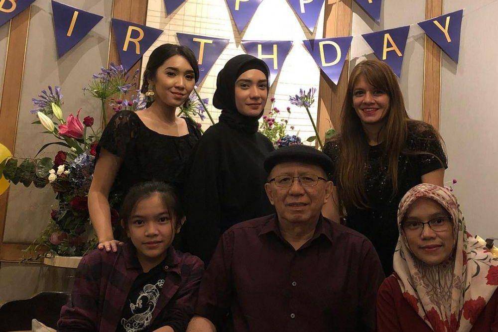 instagram.com/akmanmilasari
