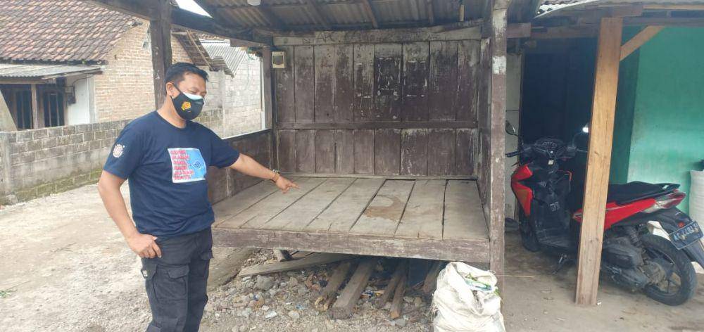Polisi menunjukkan lokasi pesta miras, IDN Times / istimewa