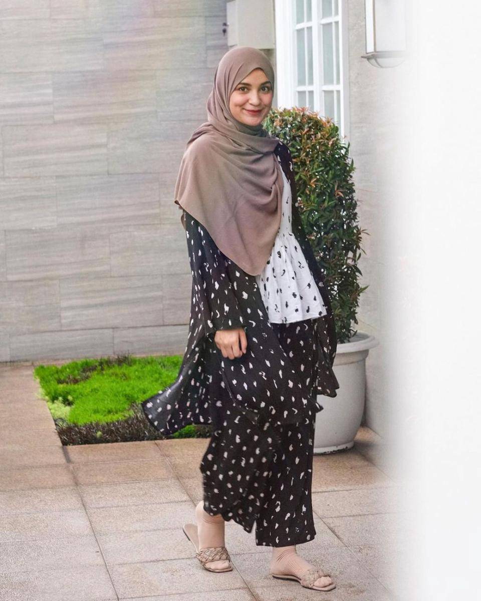 instagram.com/shireensungkar