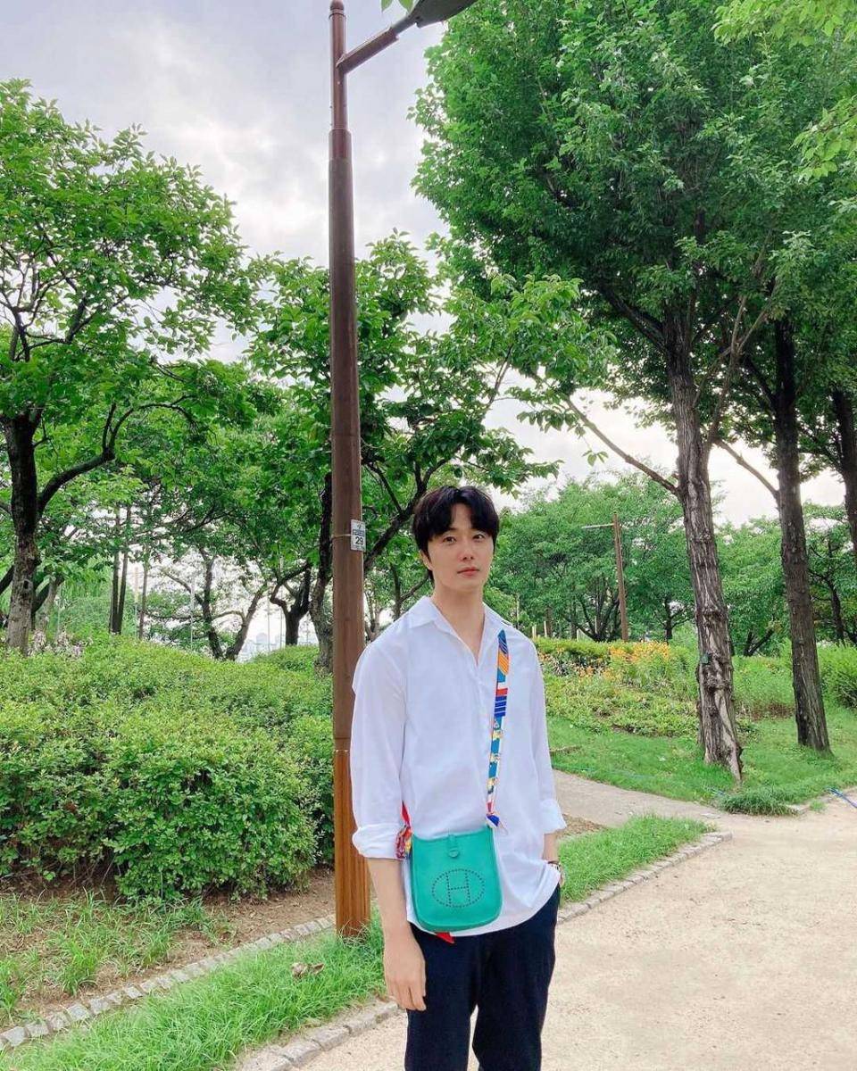 Instagram.com/jilwww