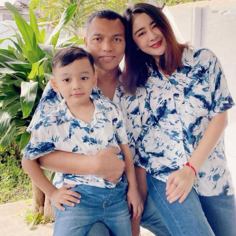 Instagram.com/uutpermatasari