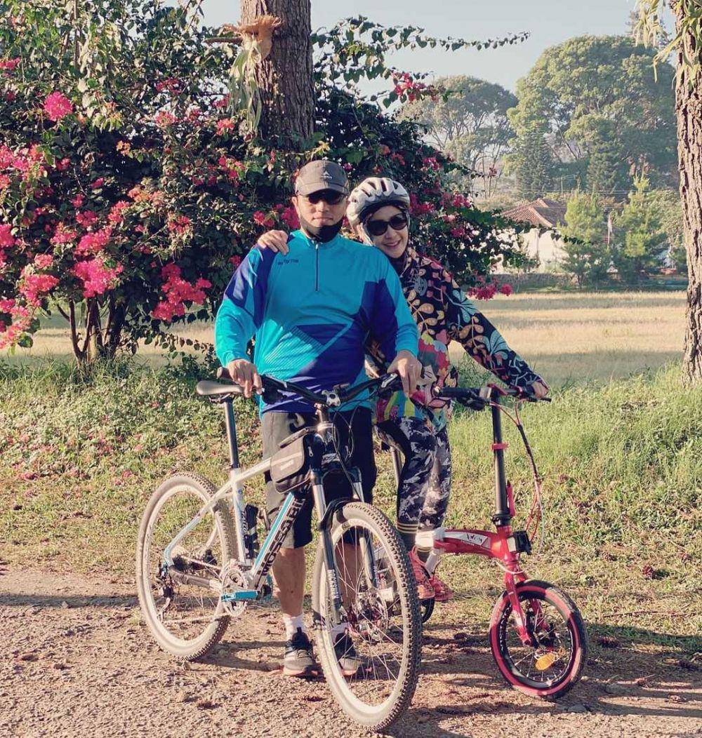 Instagram.com/uutpermatasari